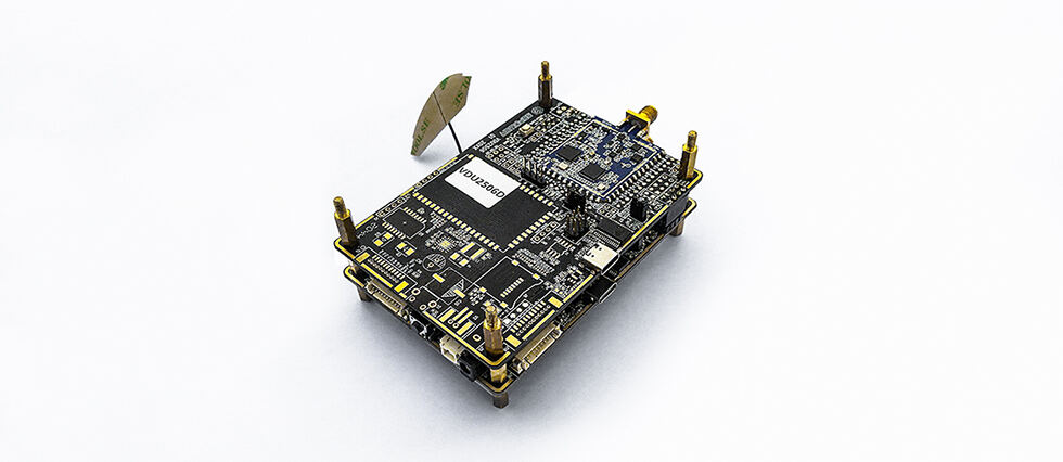 uwb定位双基站板VDU2506D实拍-2.jpg uwb定位双基站板VDU2506D实拍-2.jpg